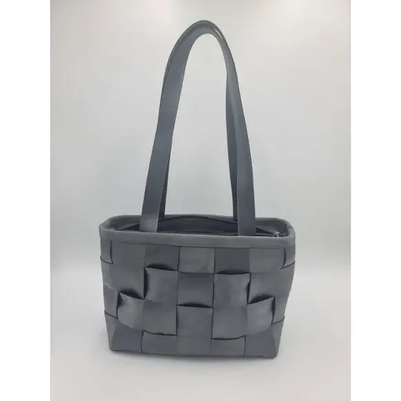 Harveys California Medium Gray Seatbelt Tote Bag - Picture 2 of 8